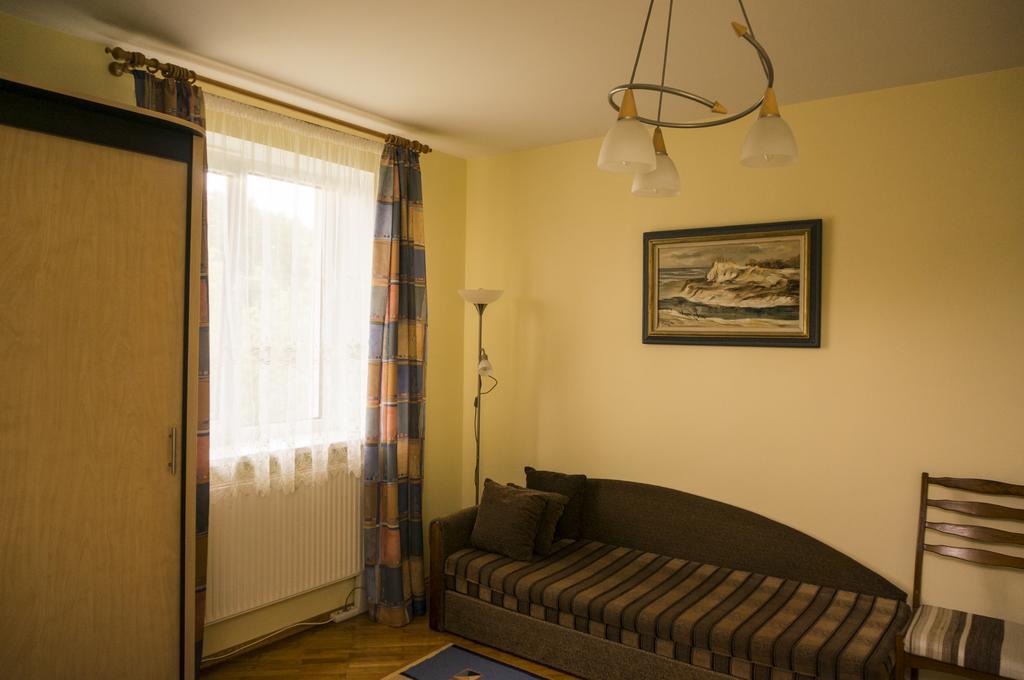 Viktoras Apartments 帕兰加 外观 照片