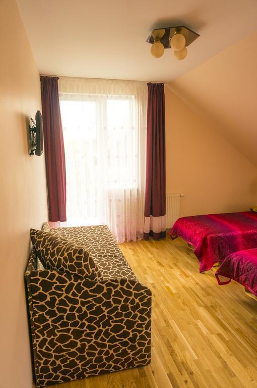 Viktoras Apartments 帕兰加 外观 照片