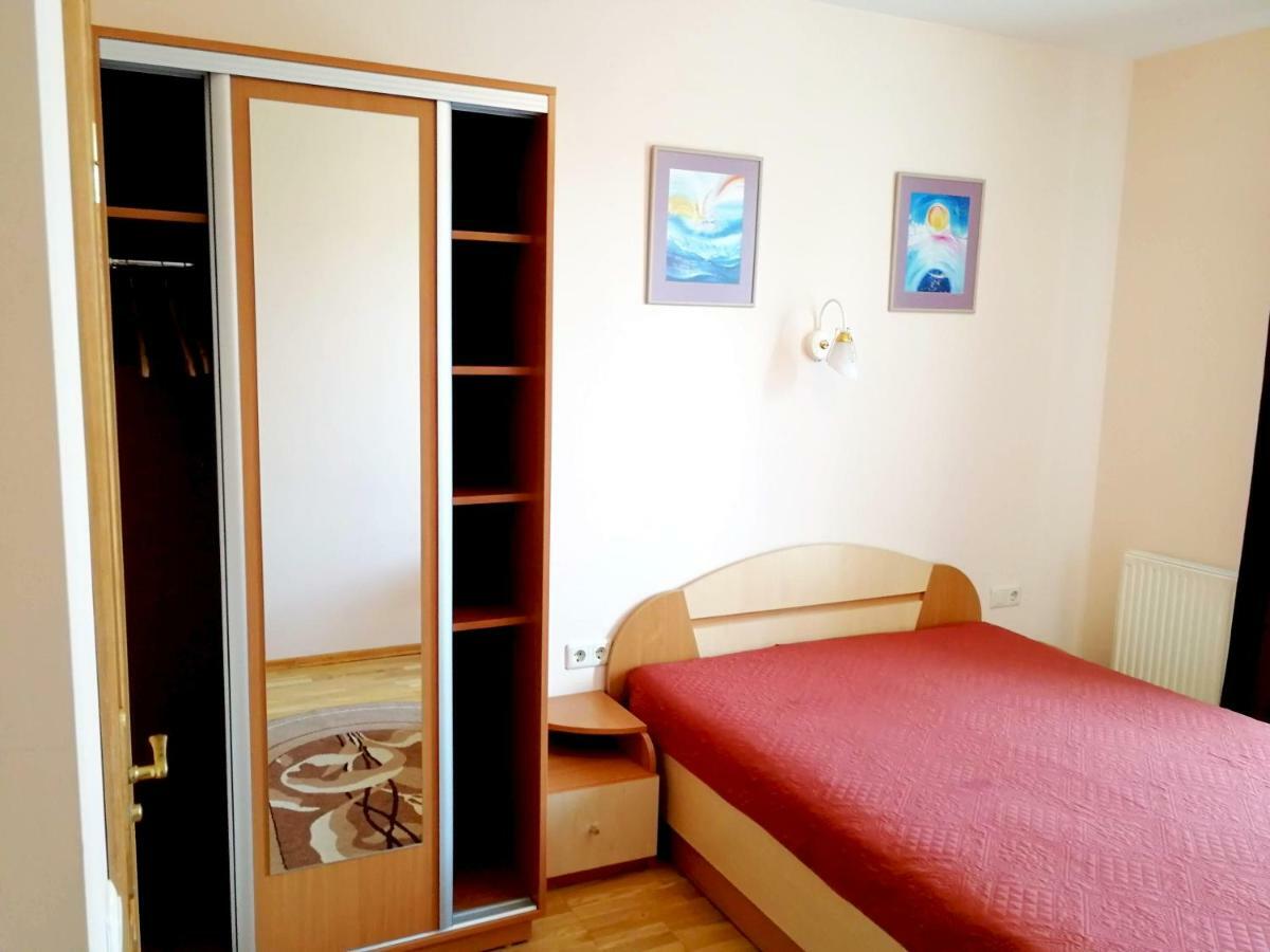Viktoras Apartments 帕兰加 外观 照片